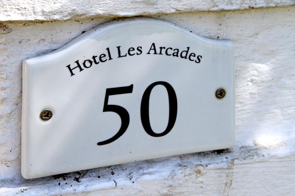 Hotel Les Arcades Кнокке-Гейст Екстер'єр фото